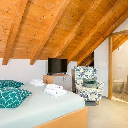 Apartment By The Sea Kastel Stari, - 21199