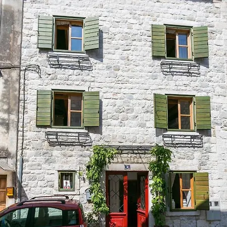 Apartamento By The Sea Kastel Stari, - 21199